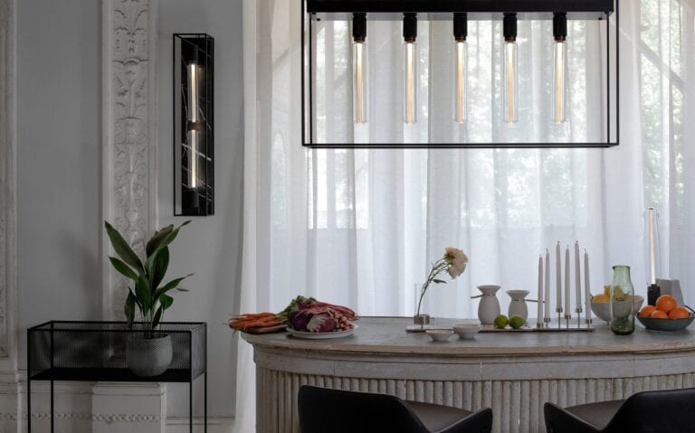 BusterPunch_Caged-5.0_Caged-Wall_XLarge_Black-Marble_Pull-Bar_Smoked-Bronze_Kitchen-2