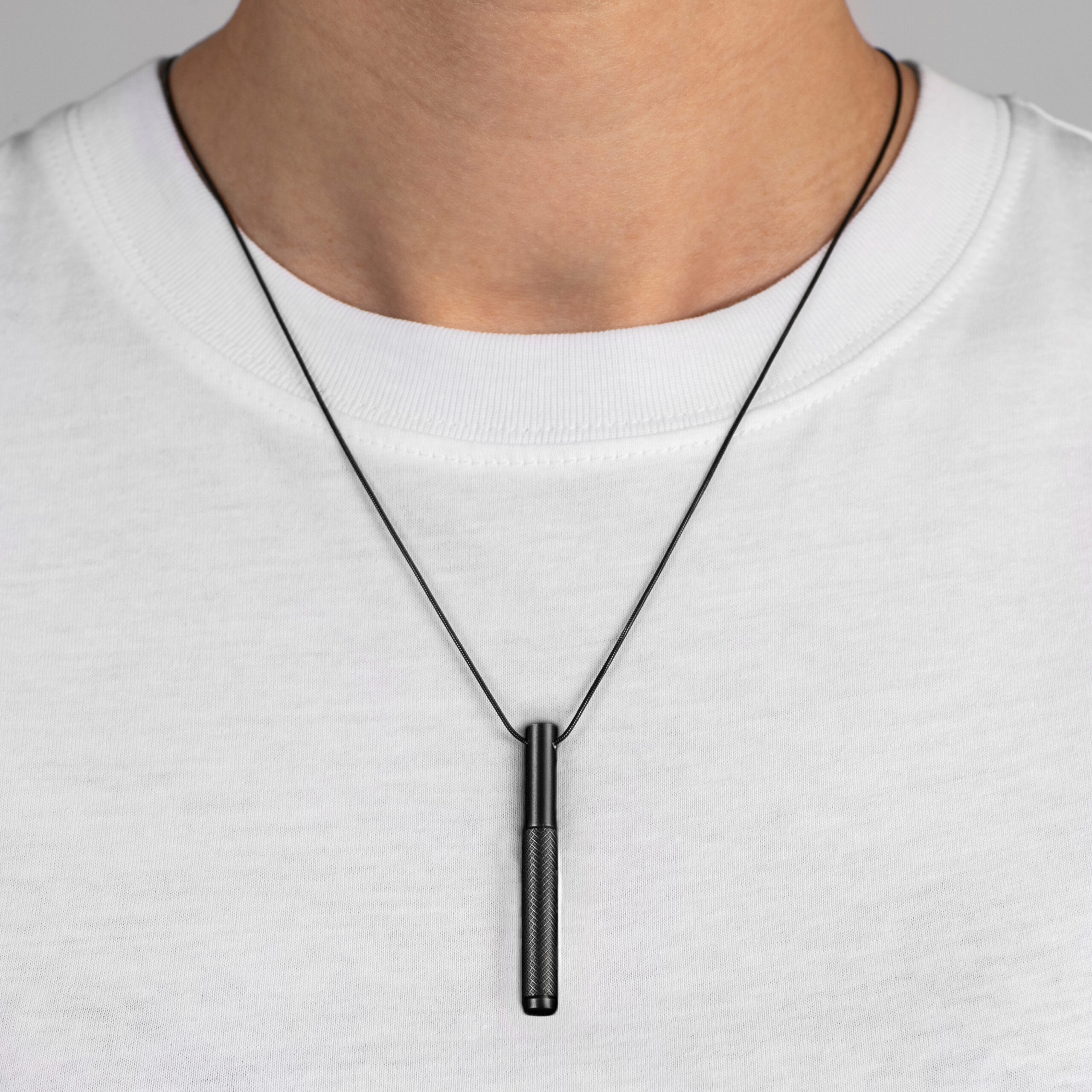 Buster+Punch_Necklace_Vertical_Black_2