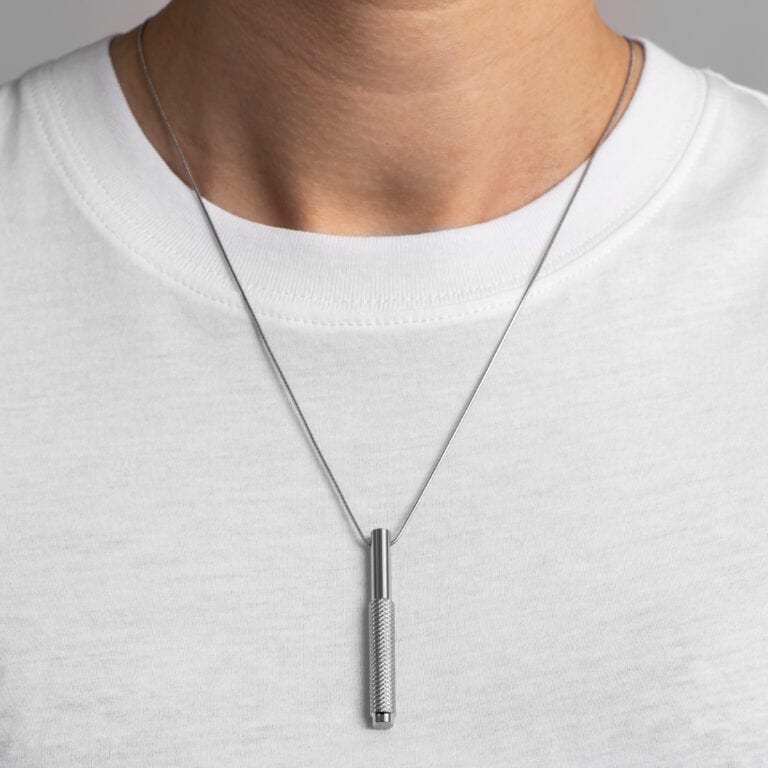 Buster+Punch_Necklace_Vertical_Steel_2