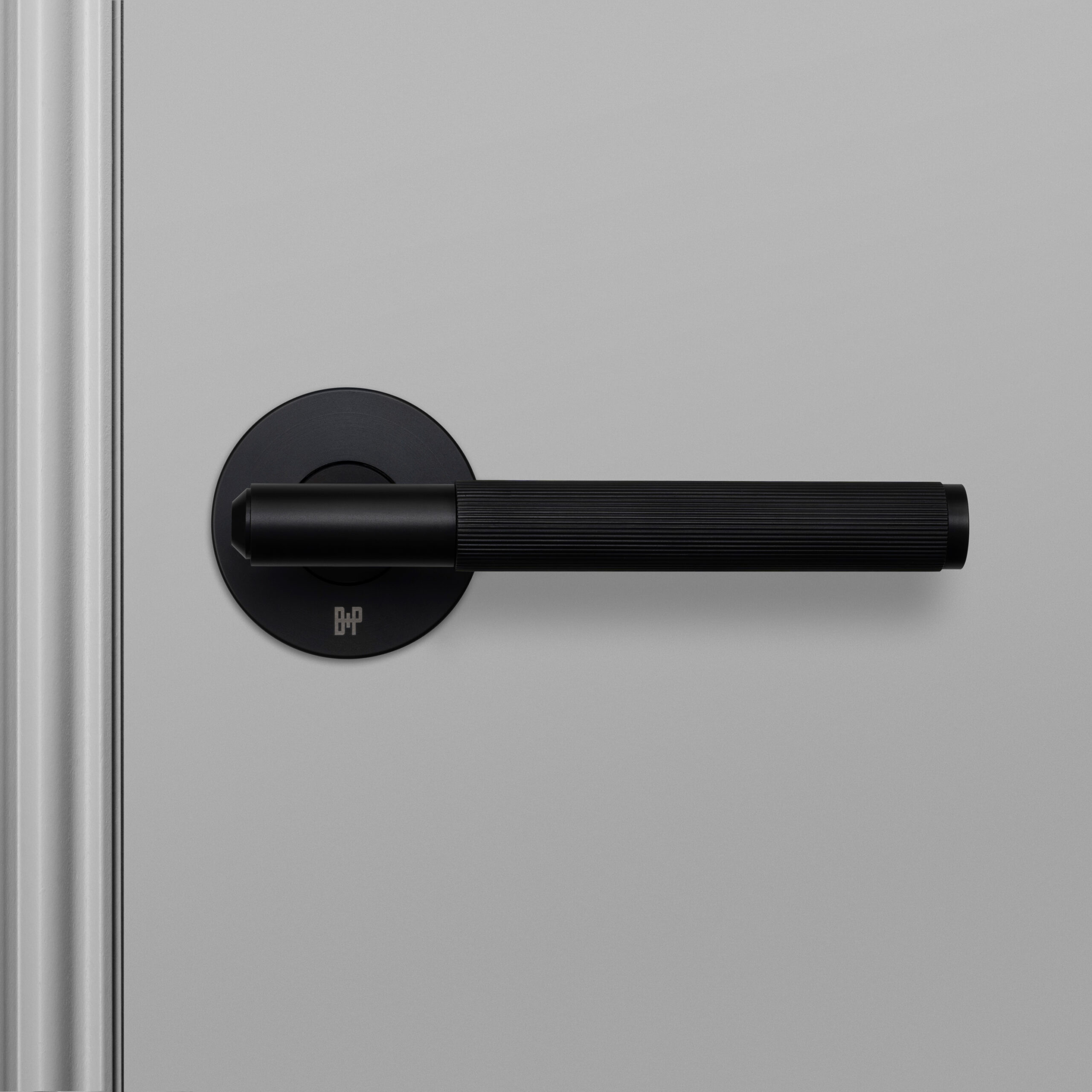 Door-handle_Fixed_Linear_Welders-Black_A2_Web_Square