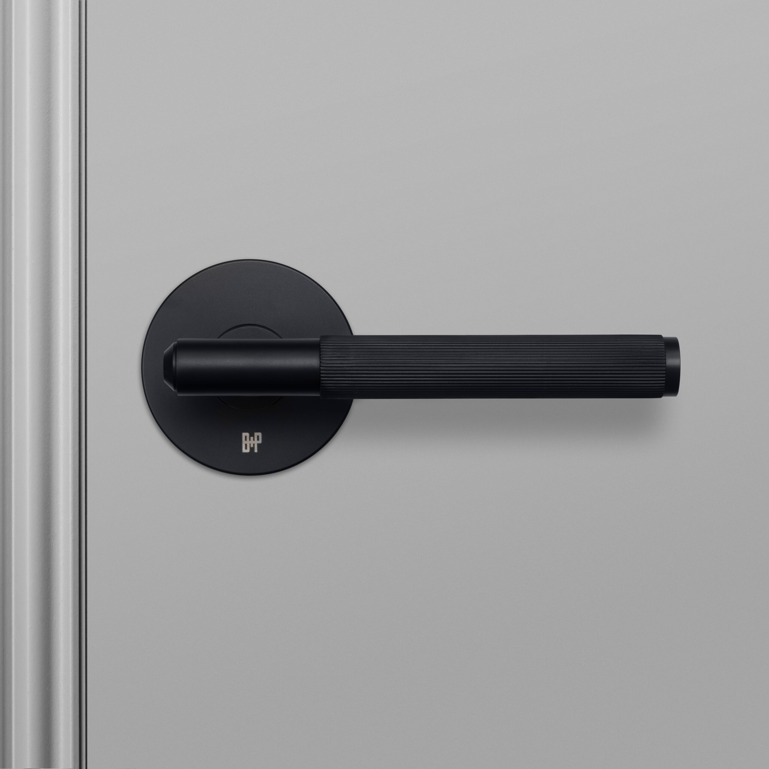 NA_Door-handle_privacy_Linear_Welders-Black_A2_Web_Square