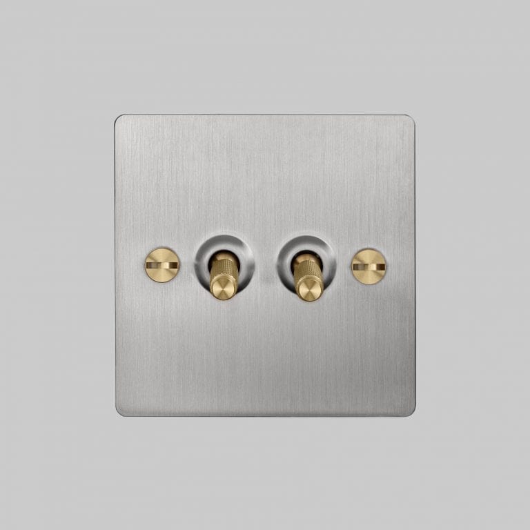 2. 2G_Toggle_Front_Steel_Brass